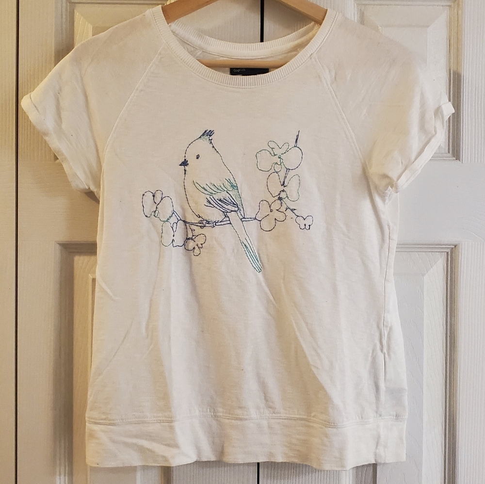 GAP Embroidered Bird Top size S